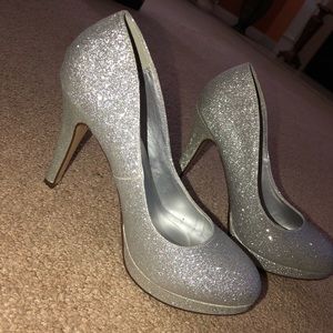 Sparkly Silver Platform Pumps